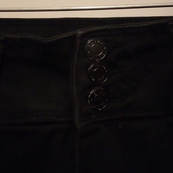 No Boundaries Mid High Rise Black Jeans - Size 11/30 - Picture 5 of 11